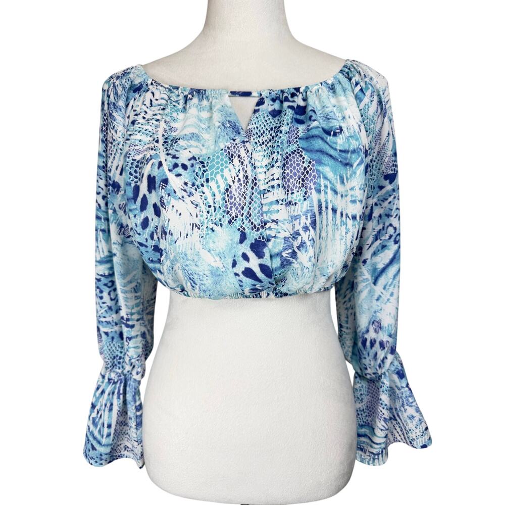 Elle‎ Rae Women's Crop Top Sz M Faux Wrap Long Sleeves Light Blue Print